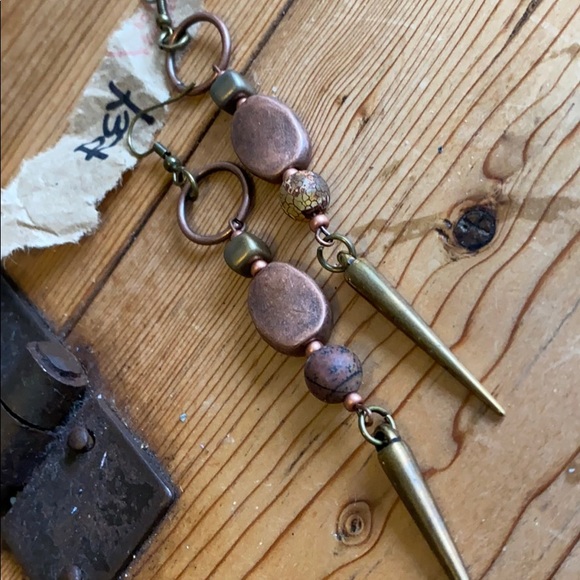 🇺🇸 road warrior earrings FREE WITH ANY PURCHASE - Picture 6 of 8